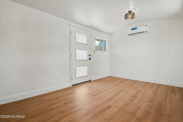 6821 E Nasumpta Drive, Tucson, AZ 85715