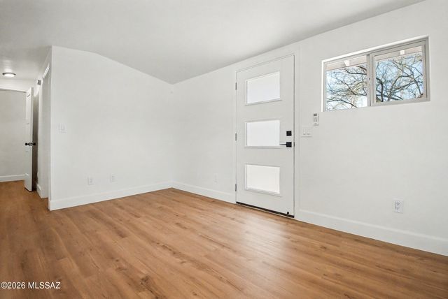 6821 E Nasumpta Drive, Tucson, AZ 85715