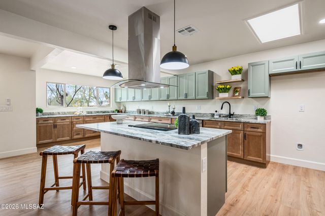 6821 E Nasumpta Drive, Tucson, AZ 85715