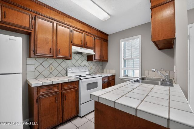 1444 Cherrie Avenue, Jackson, MS 39212