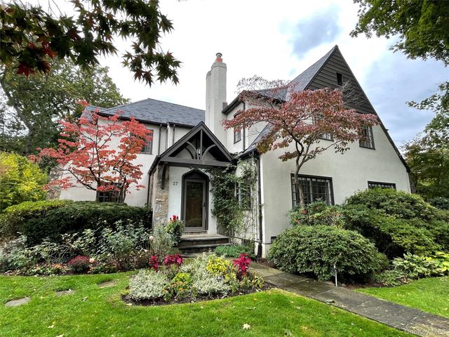 27 Huntington Avenue, Scarsdale, NY 10583