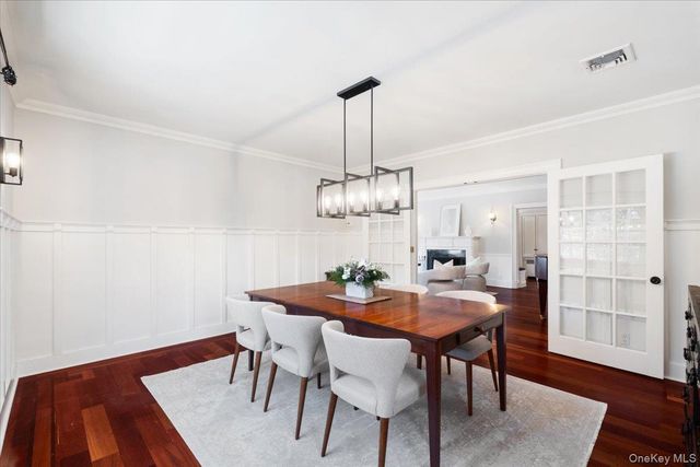 27 Huntington Avenue, Scarsdale, NY 10583