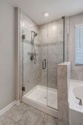 2861 Meadow Glen Circle, Mount Juliet, TN 37122