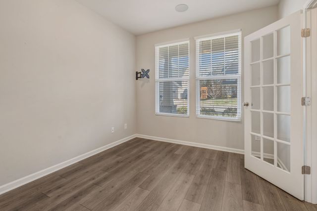 2861 Meadow Glen Circle, Mount Juliet, TN 37122