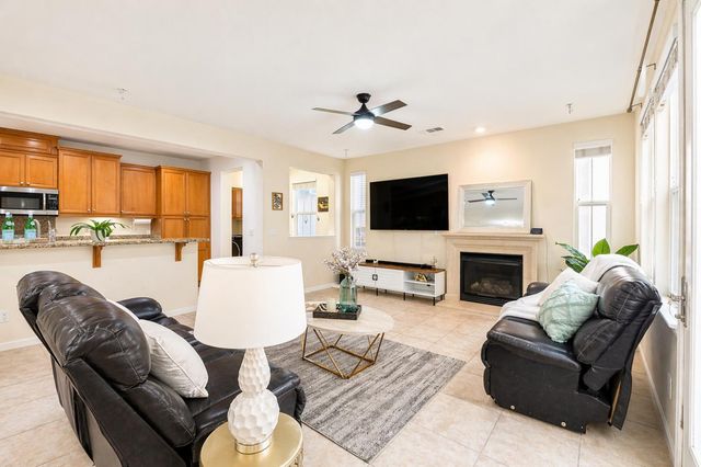 180 W Erics Way, Mountain House, CA 95391
