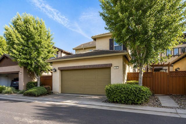 180 W Erics Way, Mountain House, CA 95391