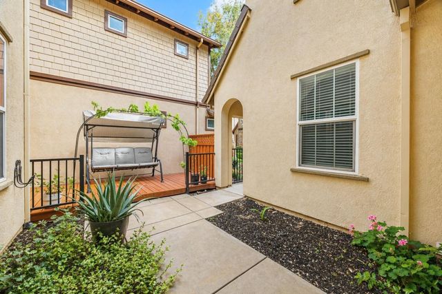 180 W Erics Way, Mountain House, CA 95391
