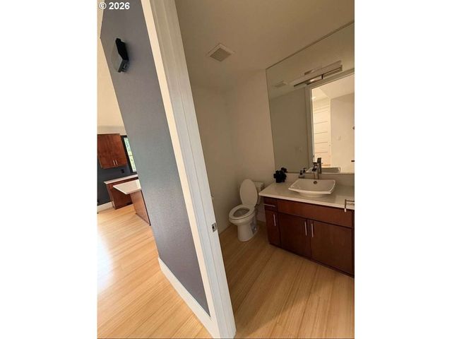 2982 Nw SANTANITA Ter, Portland, OR 97210