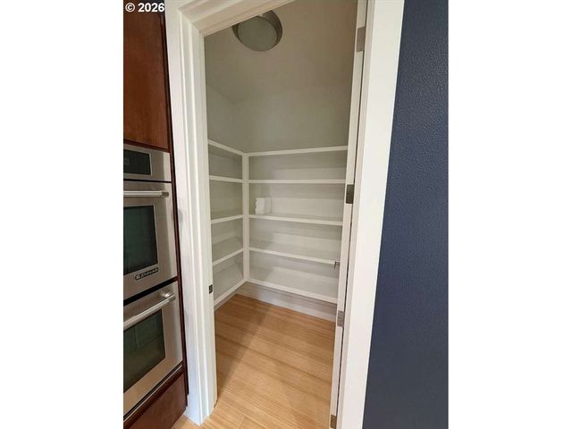 2982 Nw SANTANITA Ter, Portland, OR 97210