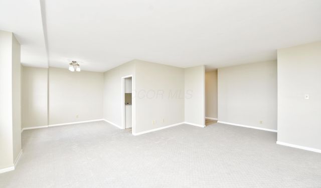1620 E Broad Street, 1202, Columbus, OH 43203