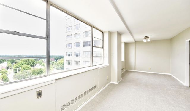1620 E Broad Street, 1202, Columbus, OH 43203