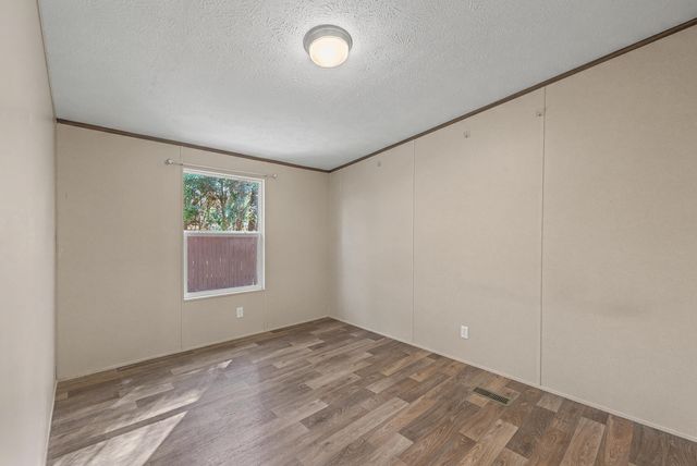 5750b Edger Tumbleston Road, Hollywood, SC 29449