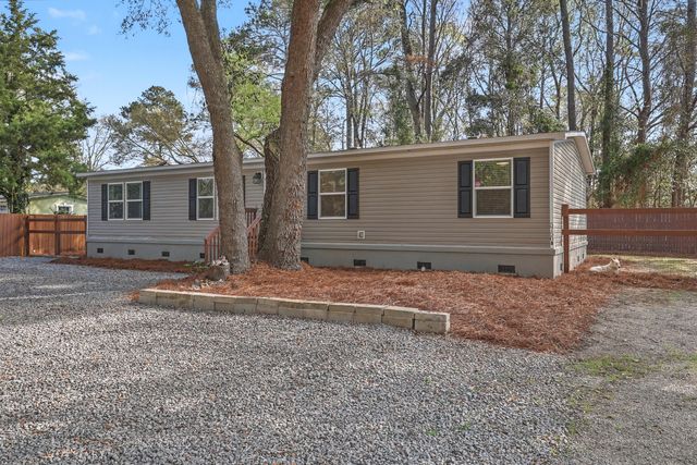 5750b Edger Tumbleston Road, Hollywood, SC 29449