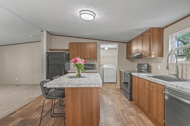 5750b Edger Tumbleston Road, Hollywood, SC 29449