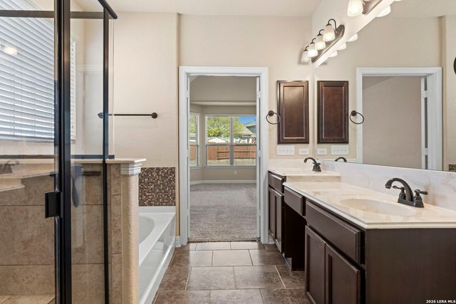 2618 Gray Whales, Converse, TX 78109