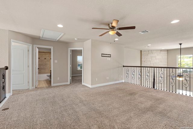 2618 Gray Whales, Converse, TX 78109