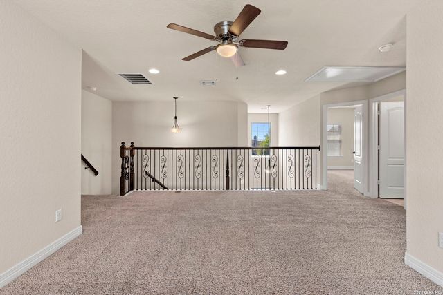 2618 Gray Whales, Converse, TX 78109