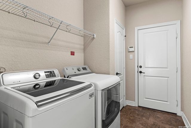 2618 Gray Whales, Converse, TX 78109