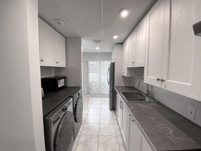 1110 Cactus Terrace D, Delray Beach, FL 33445