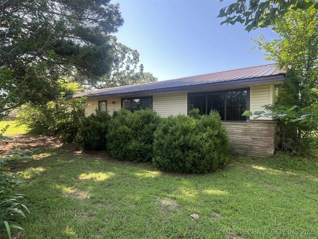 10650 W Hwy 9 Highway, Stigler, OK 74462