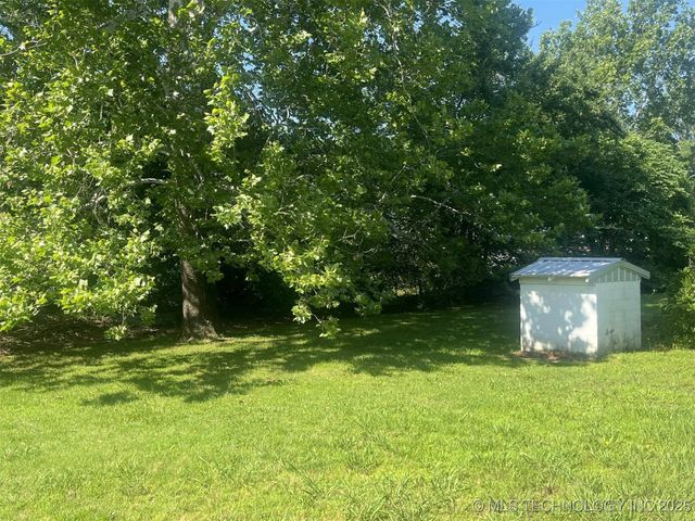 10650 W Hwy 9 Highway, Stigler, OK 74462