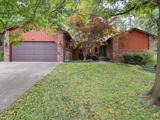 1912 LOVEJOY LN, Columbia, MO 65202