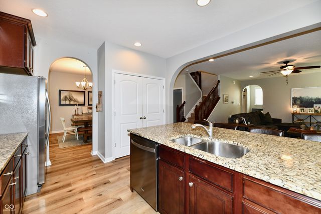 4315 Parliament Way, Avon, IN 46123