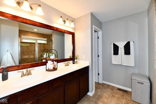 4315 Parliament Way, Avon, IN 46123