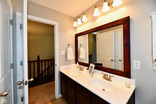 4315 Parliament Way, Avon, IN 46123