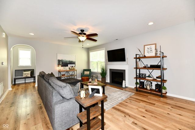 4315 Parliament Way, Avon, IN 46123