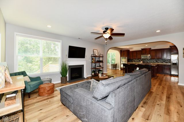 4315 Parliament Way, Avon, IN 46123