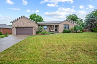 1076 Amberly Way, Richmond, KY 40475