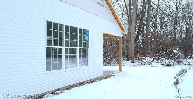 2325 Walnut Road, Auburn Hills, MI 48326