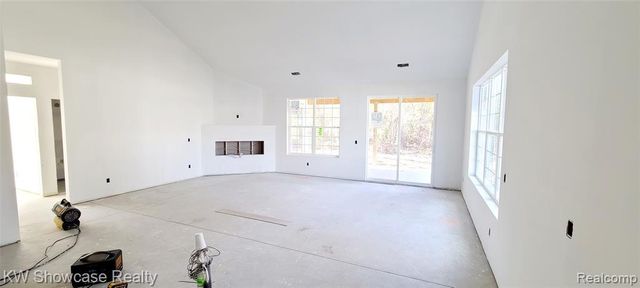 2325 Walnut Road, Auburn Hills, MI 48326