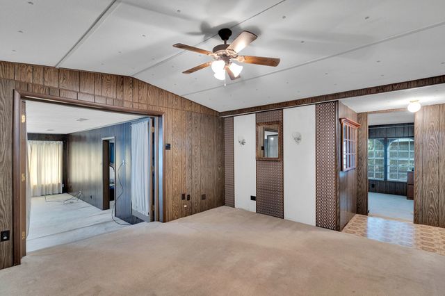 933 El Camino Road, Waxahachie, TX 75167