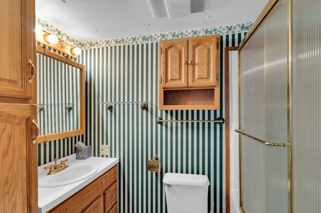 933 El Camino Road, Waxahachie, TX 75167