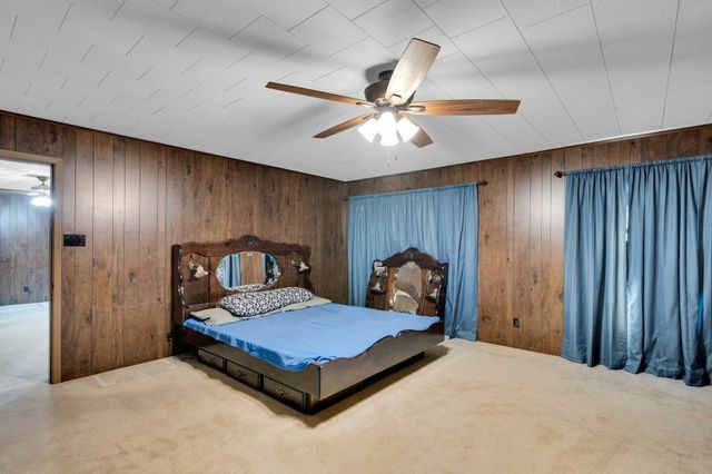 933 El Camino Road, Waxahachie, TX 75167