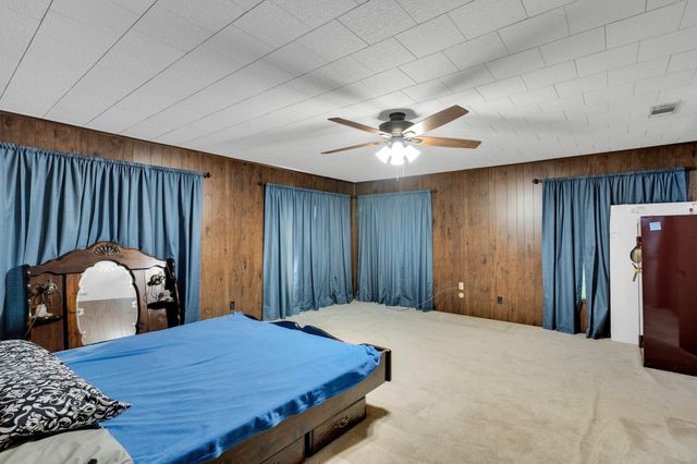 933 El Camino Road, Waxahachie, TX 75167