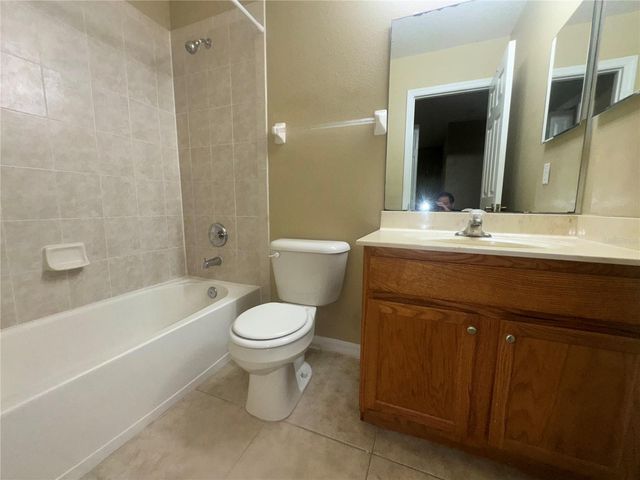 5021 ASHFORD FALLS LANE, Oviedo, FL 32765
