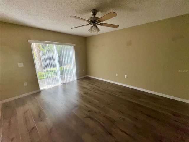 5021 ASHFORD FALLS LANE, Oviedo, FL 32765
