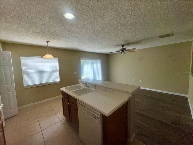 5021 ASHFORD FALLS LANE, Oviedo, FL 32765
