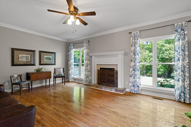 6913 Autumn Lake Trail, Hixson, TN 37343