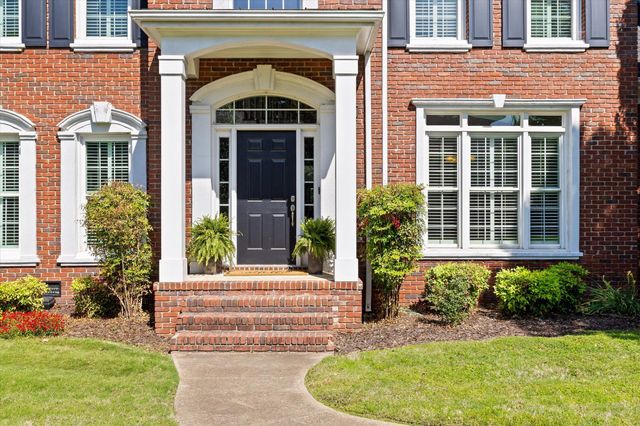 6913 Autumn Lake Trail, Hixson, TN 37343