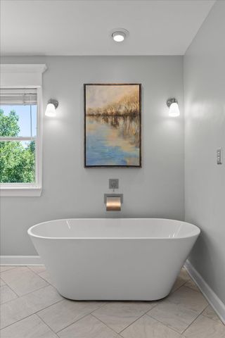 6913 Autumn Lake Trail, Hixson, TN 37343