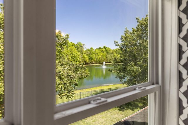 6913 Autumn Lake Trail, Hixson, TN 37343