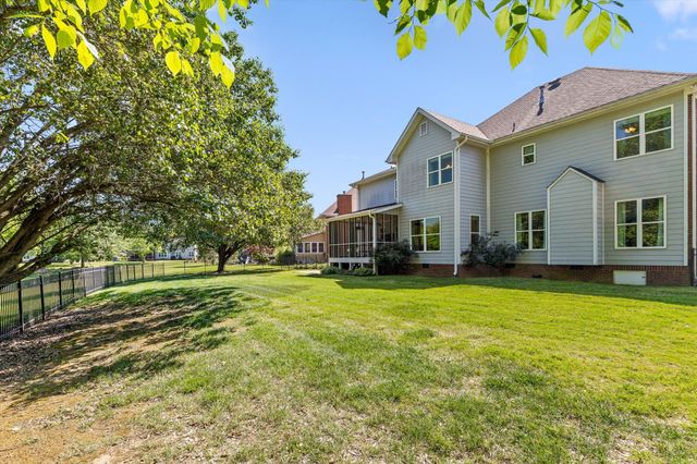 6913 Autumn Lake Trail, Hixson, TN 37343