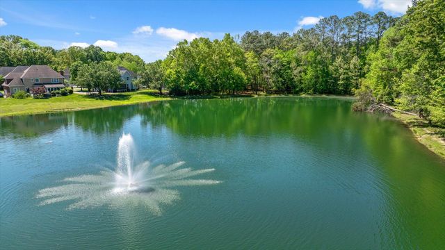 6913 Autumn Lake Trail, Hixson, TN 37343