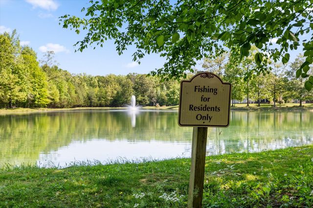 6913 Autumn Lake Trail, Hixson, TN 37343