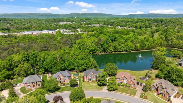 6913 Autumn Lake Trail, Hixson, TN 37343