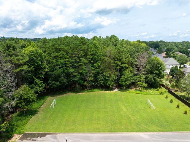 6913 Autumn Lake Trail, Hixson, TN 37343